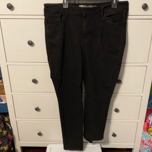 Black high rise jeans (3)